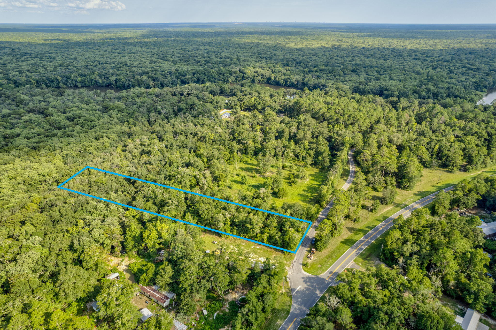 METES & BOUNDS - Land