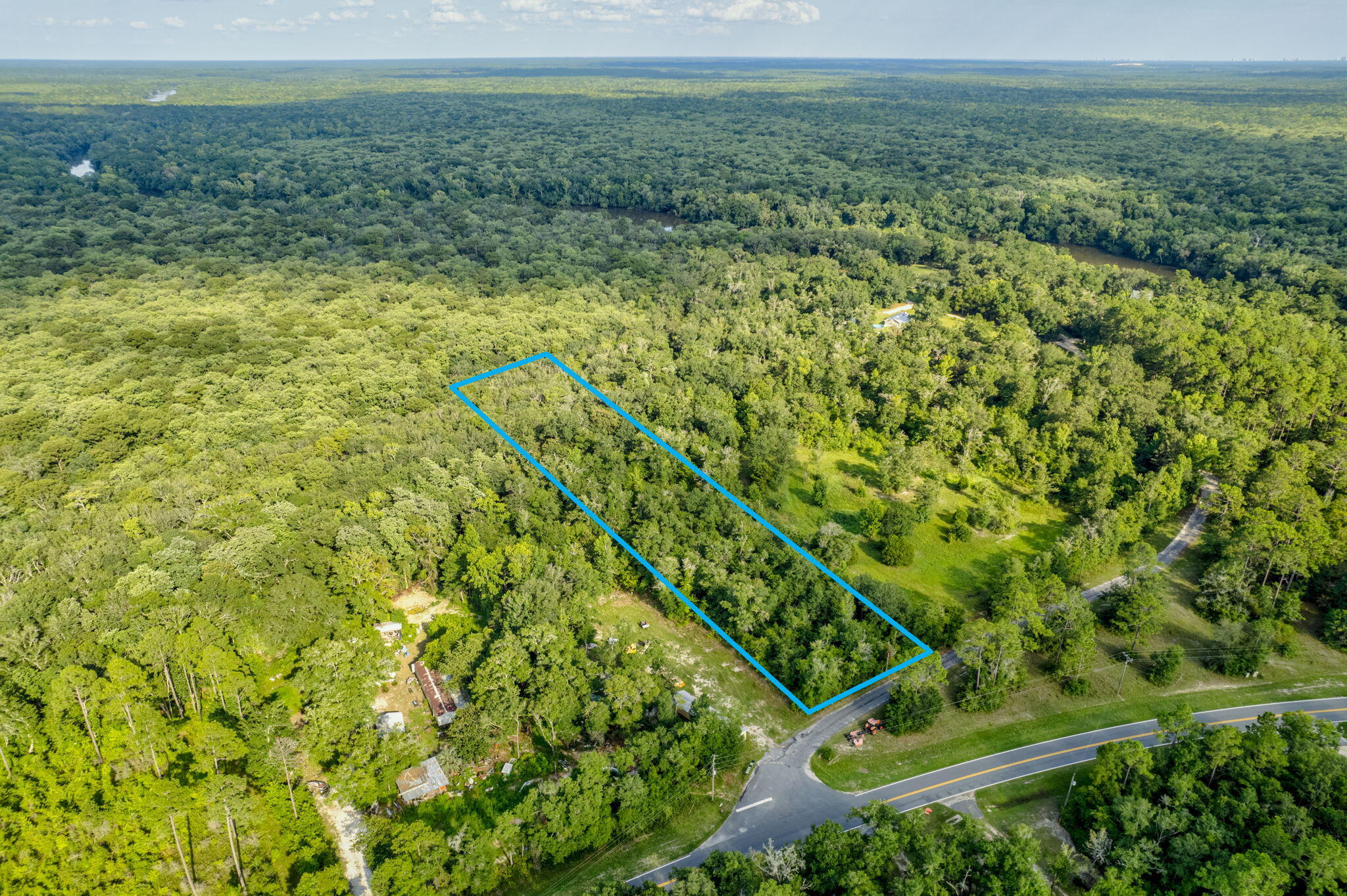 METES & BOUNDS - Land