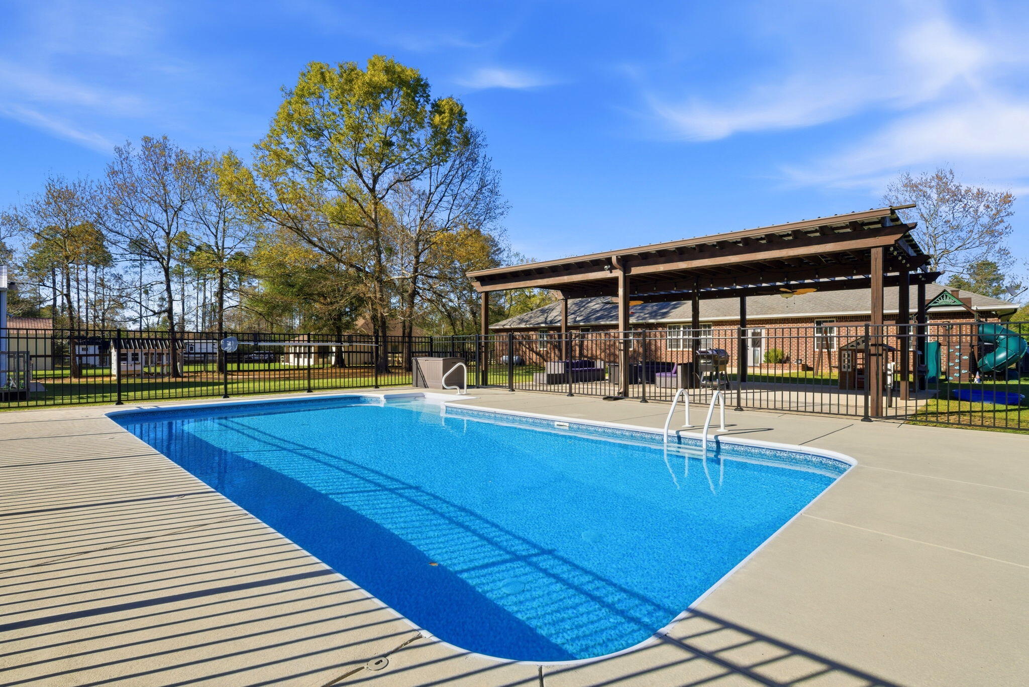 NONESUCH WAY - Residential