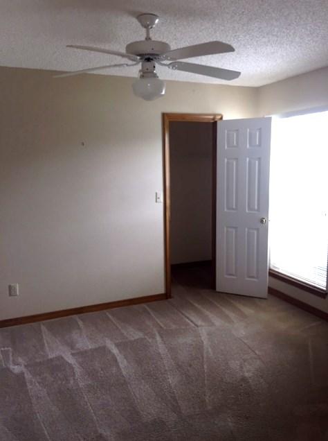 PARKWOOD SQUARE PH 2 - Residential Lease