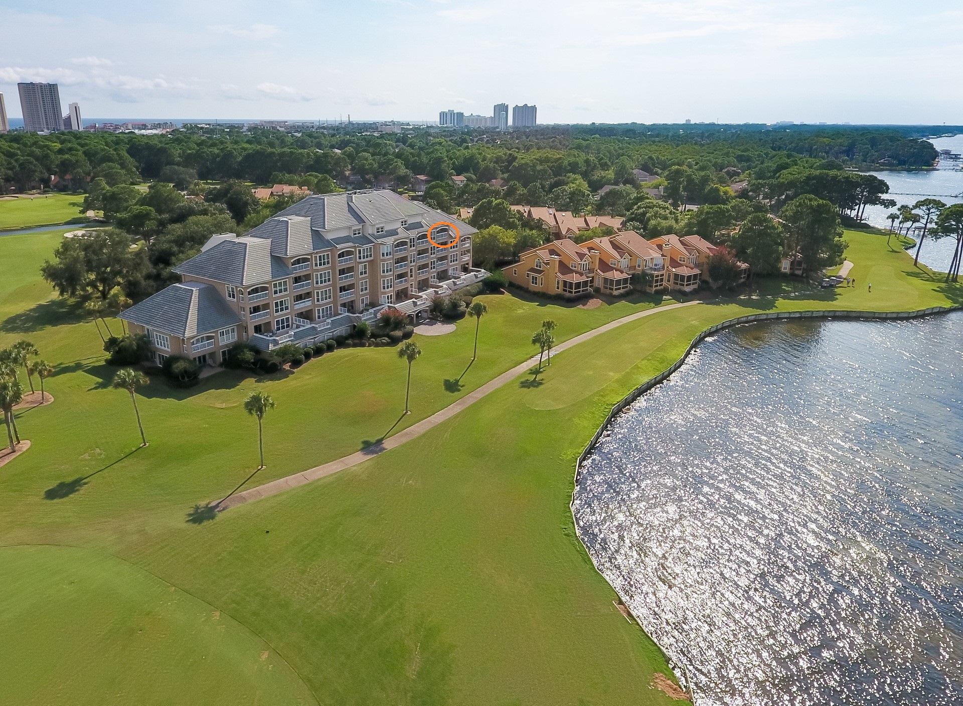PLAYERS CLUB ON THE BAY THE - Residential