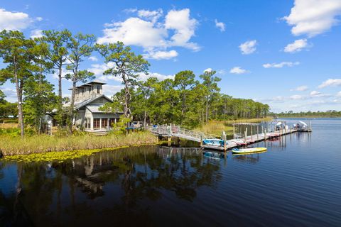 A home in Santa Rosa Beach