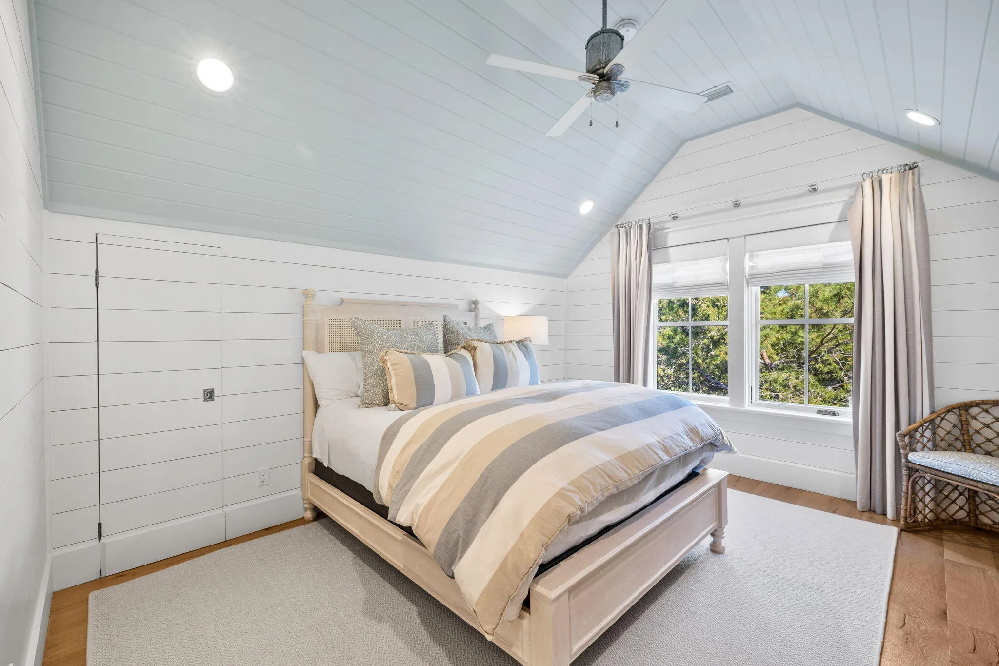 Santa Rosa Beach, Florida 32459, United States, 6 Bedrooms Bedrooms, ,7 BathroomsBathrooms,Residential,Pending,31812