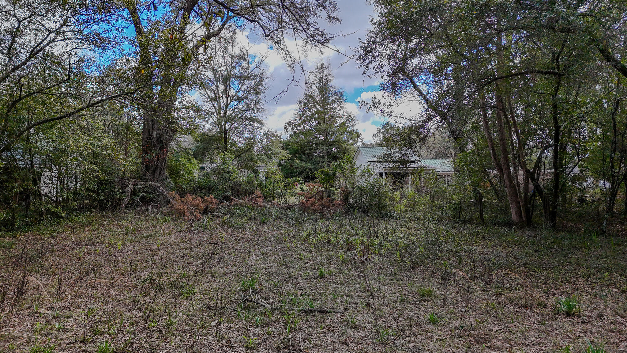 METES & BOUNDS - Land