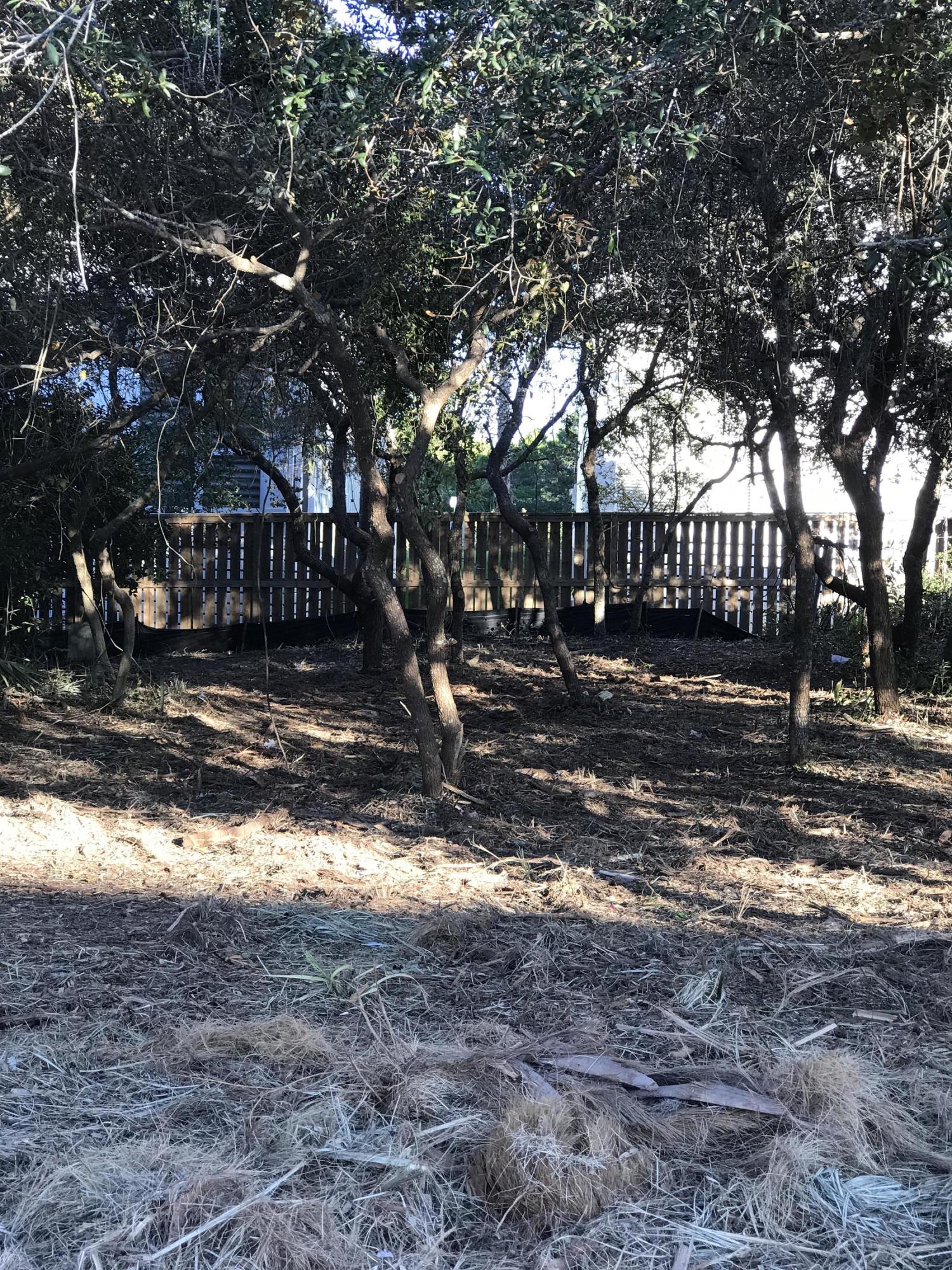 BLUE GULF RESORT - Land