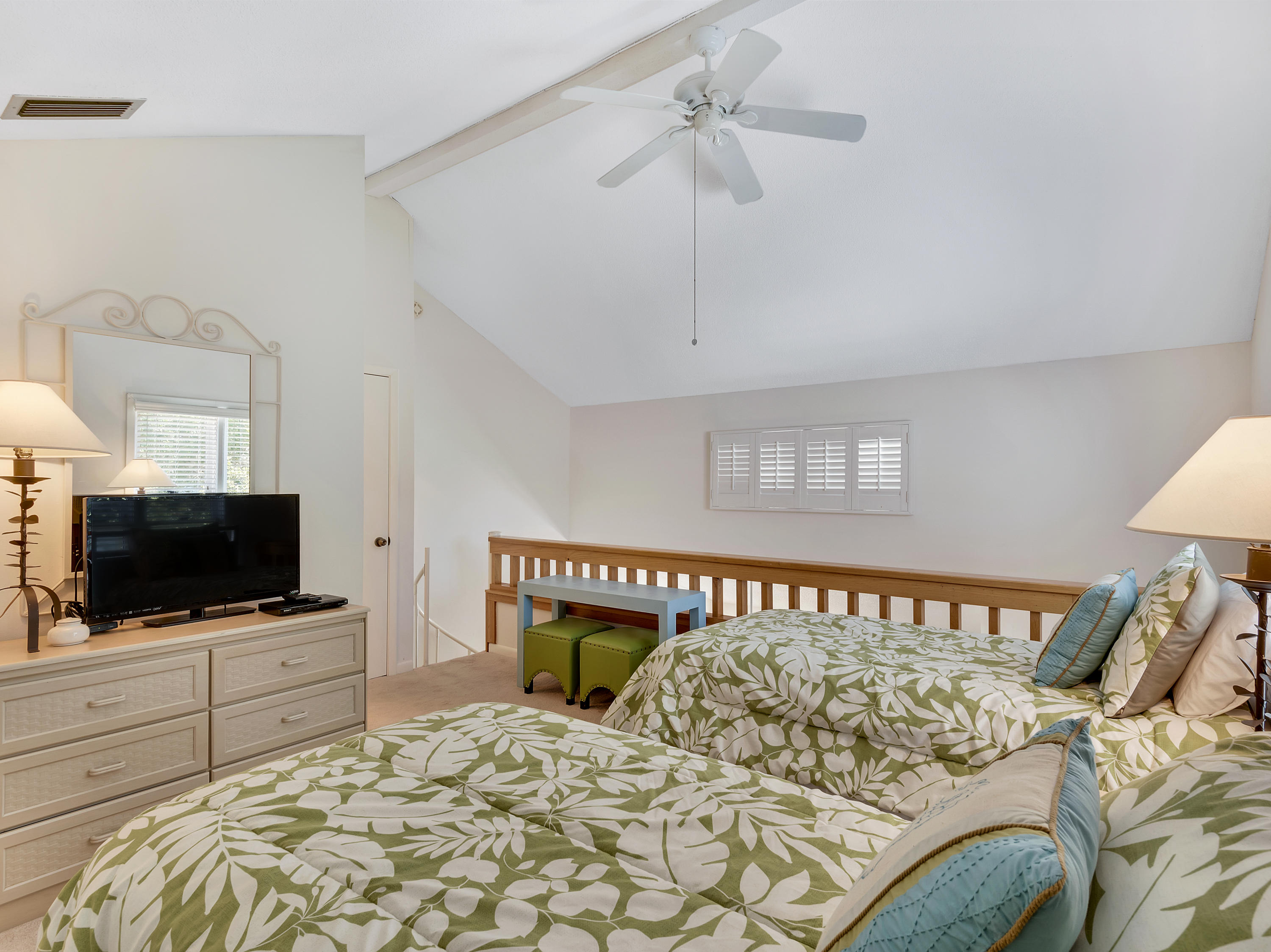 HIDDEN DUNES BEACH COTTAGES 1 - Residential