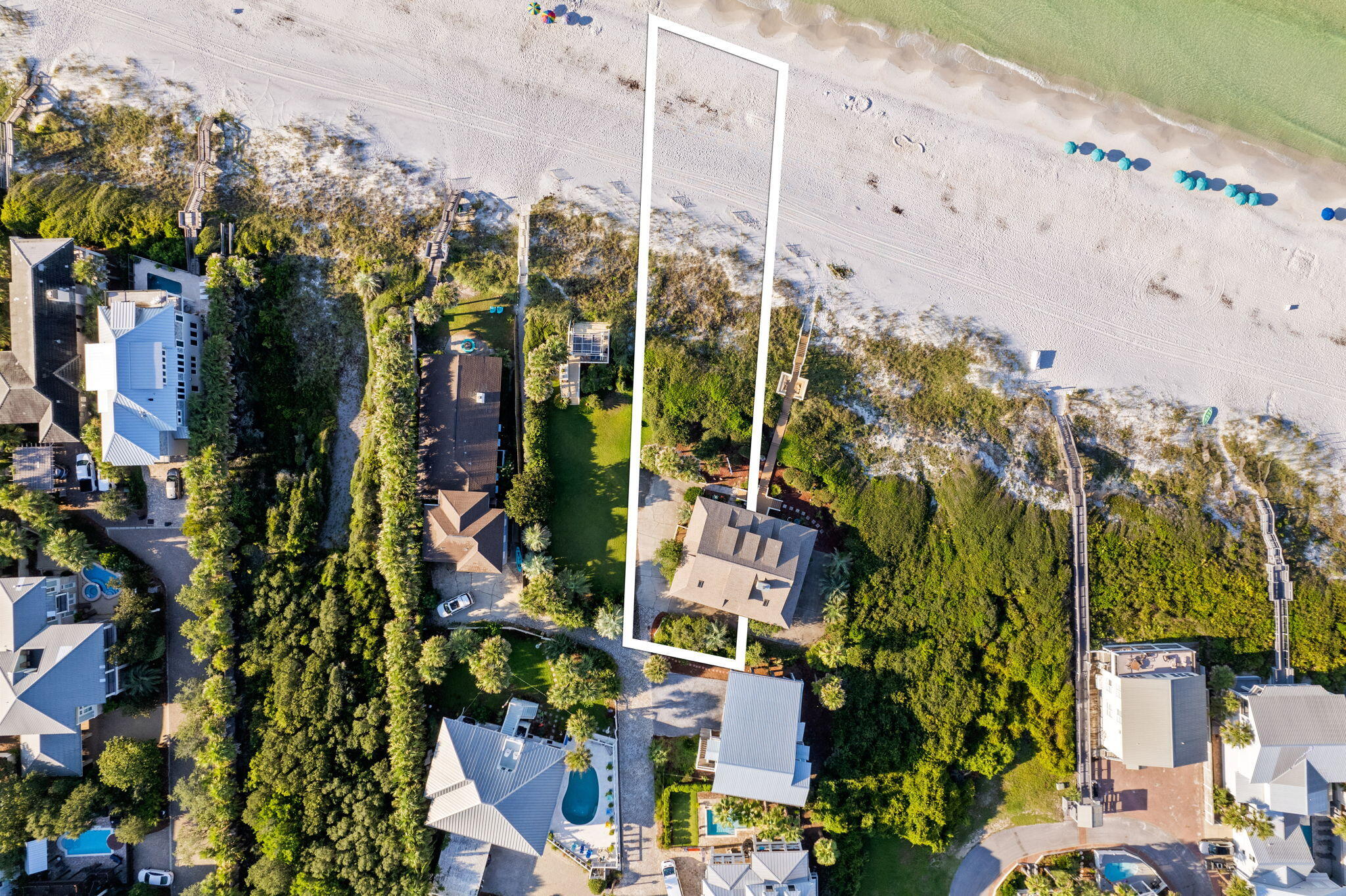 NO RECORDED SUBDIVISION - Land