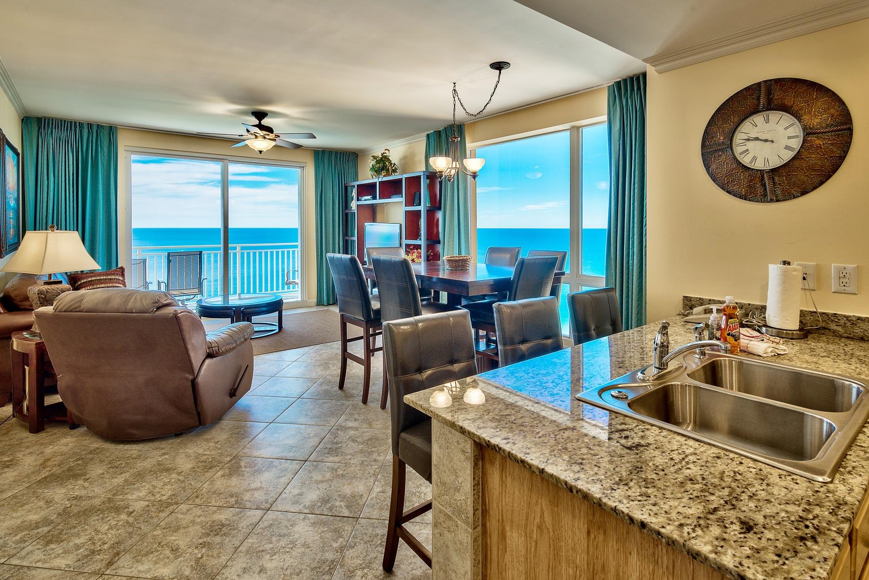 SPLASH CONDO - Residential