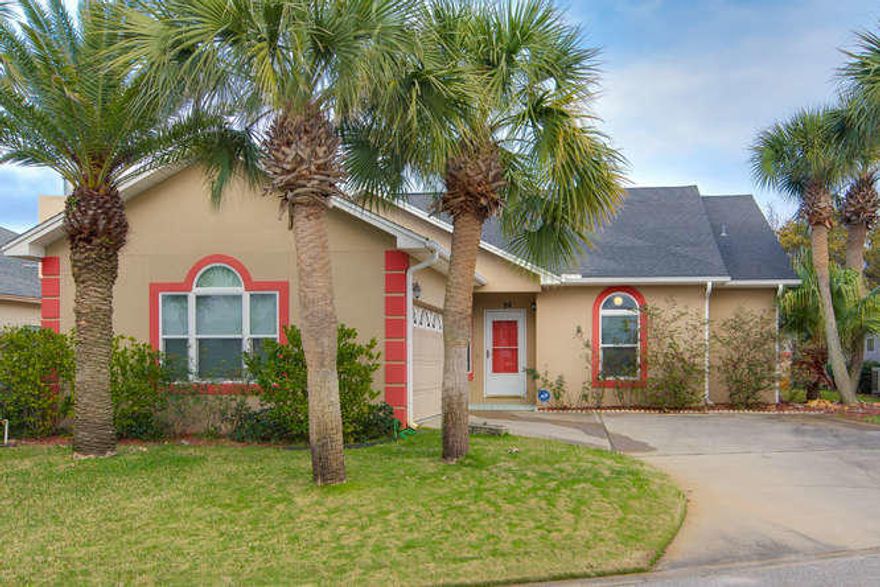 LOCATION, LOCATION, LOCATION!! Beach access and Pompano Joe's beach front restaurant are only yards away! This home has 3 bedrooms plus a bonus bunk room, making it a perfect vacation home for a large family. Right across the street is the Association pool. Enjoy the patio for outdoor grilling!