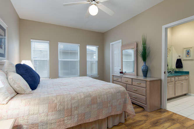 PORT OF CALL - Residential