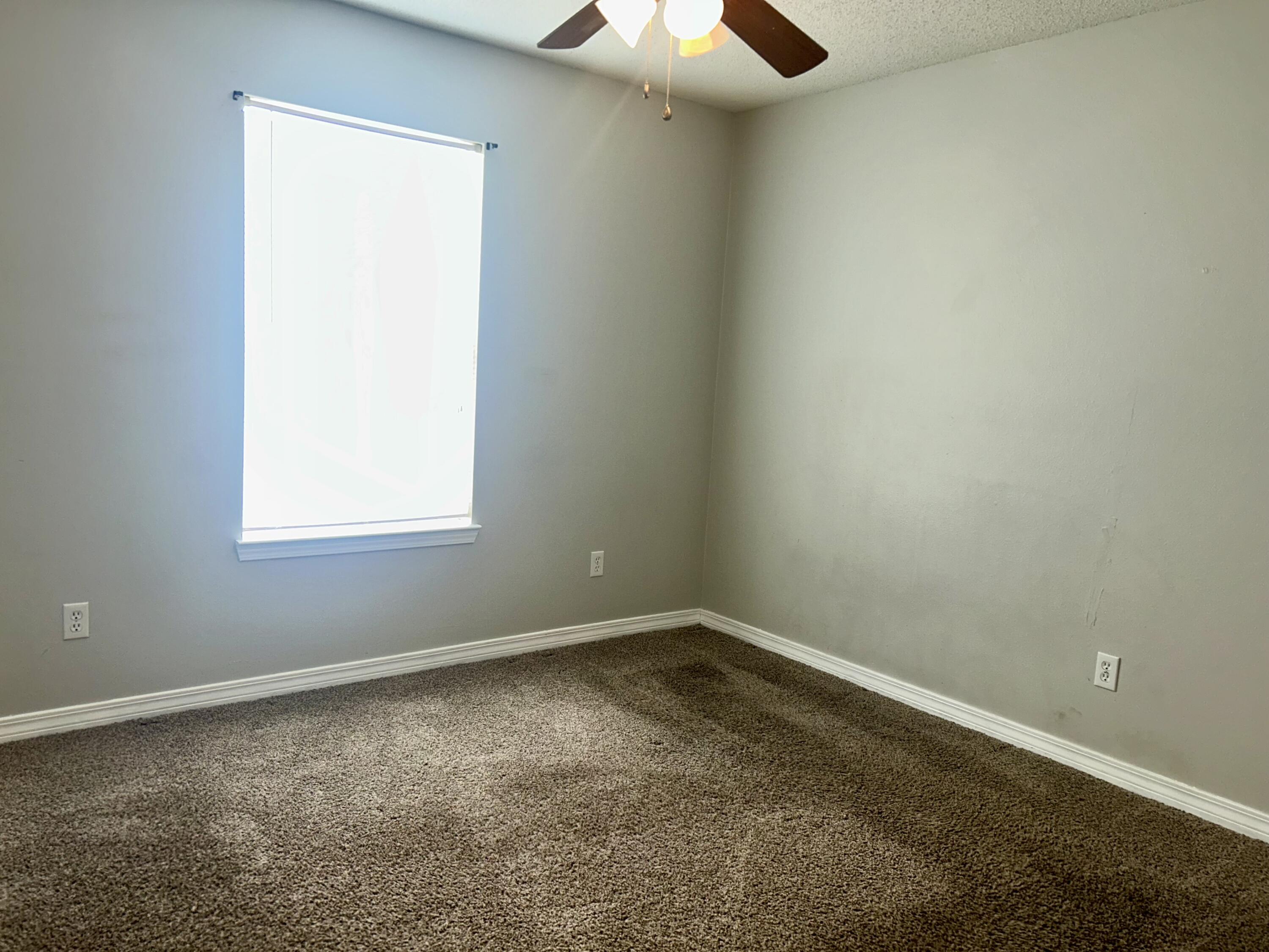 COUNTRYVIEW ESTATES 10TH ADDN - Residential Lease