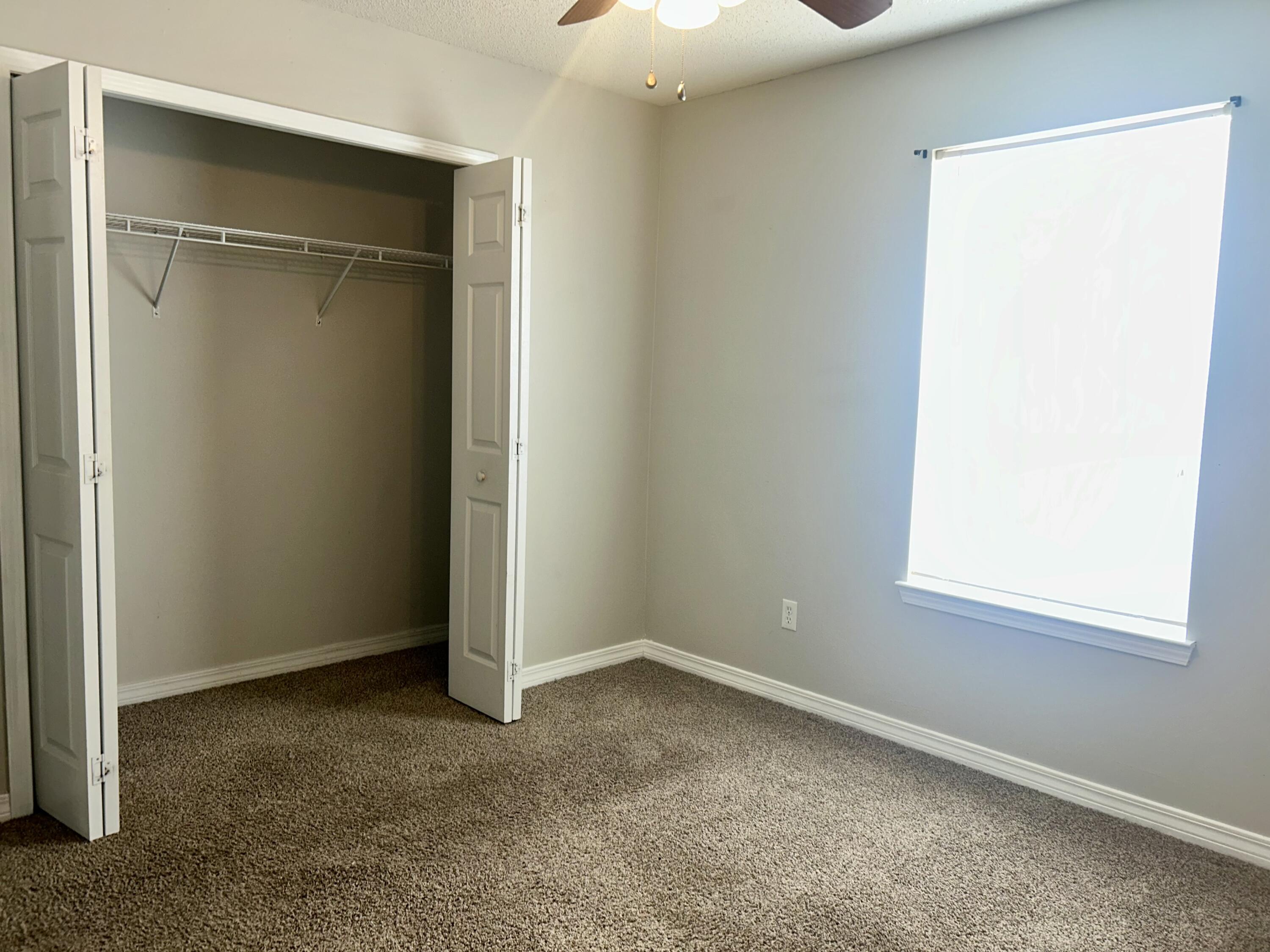 COUNTRYVIEW ESTATES 10TH ADDN - Residential Lease