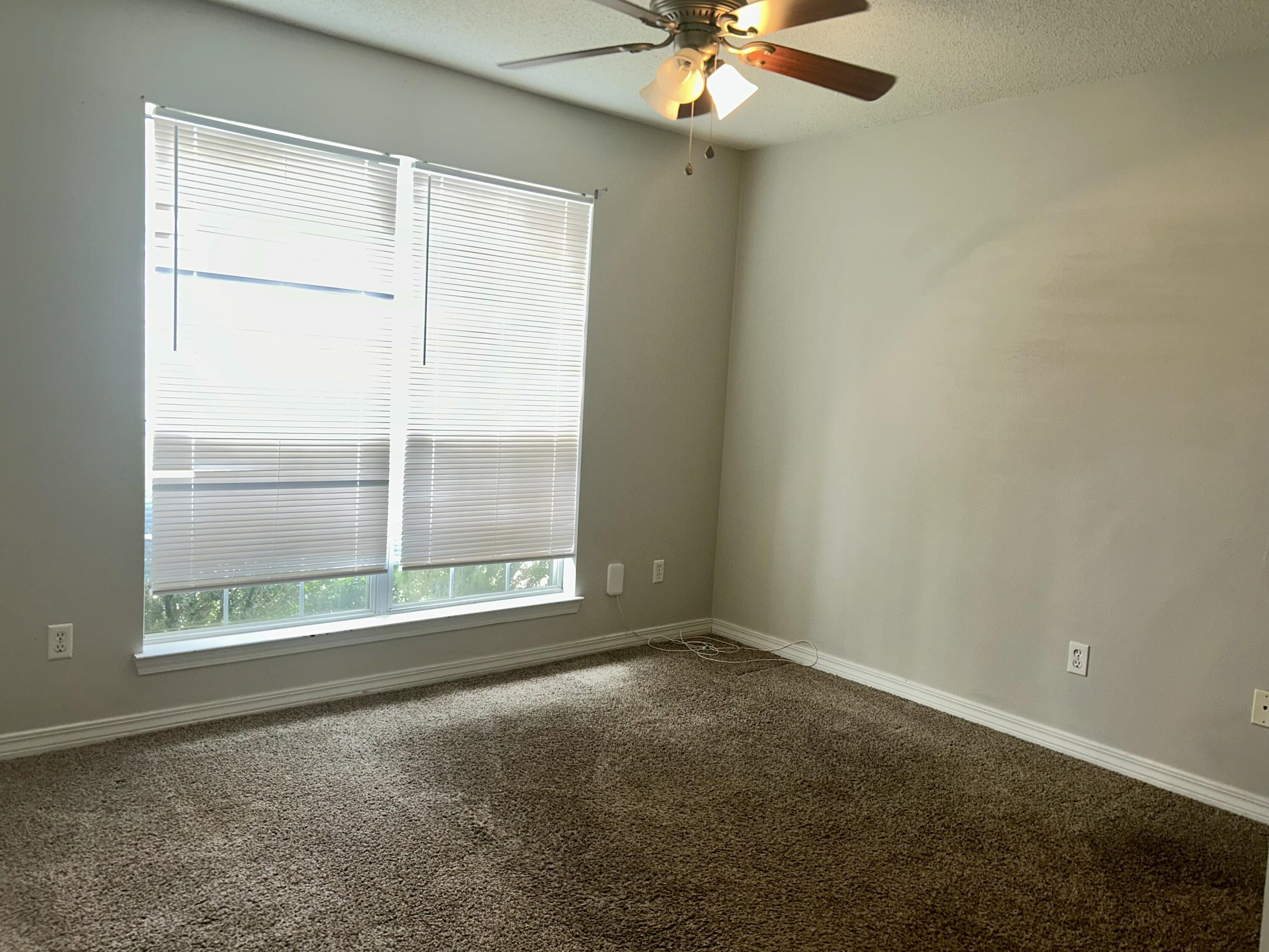 COUNTRYVIEW ESTATES 10TH ADDN - Residential Lease