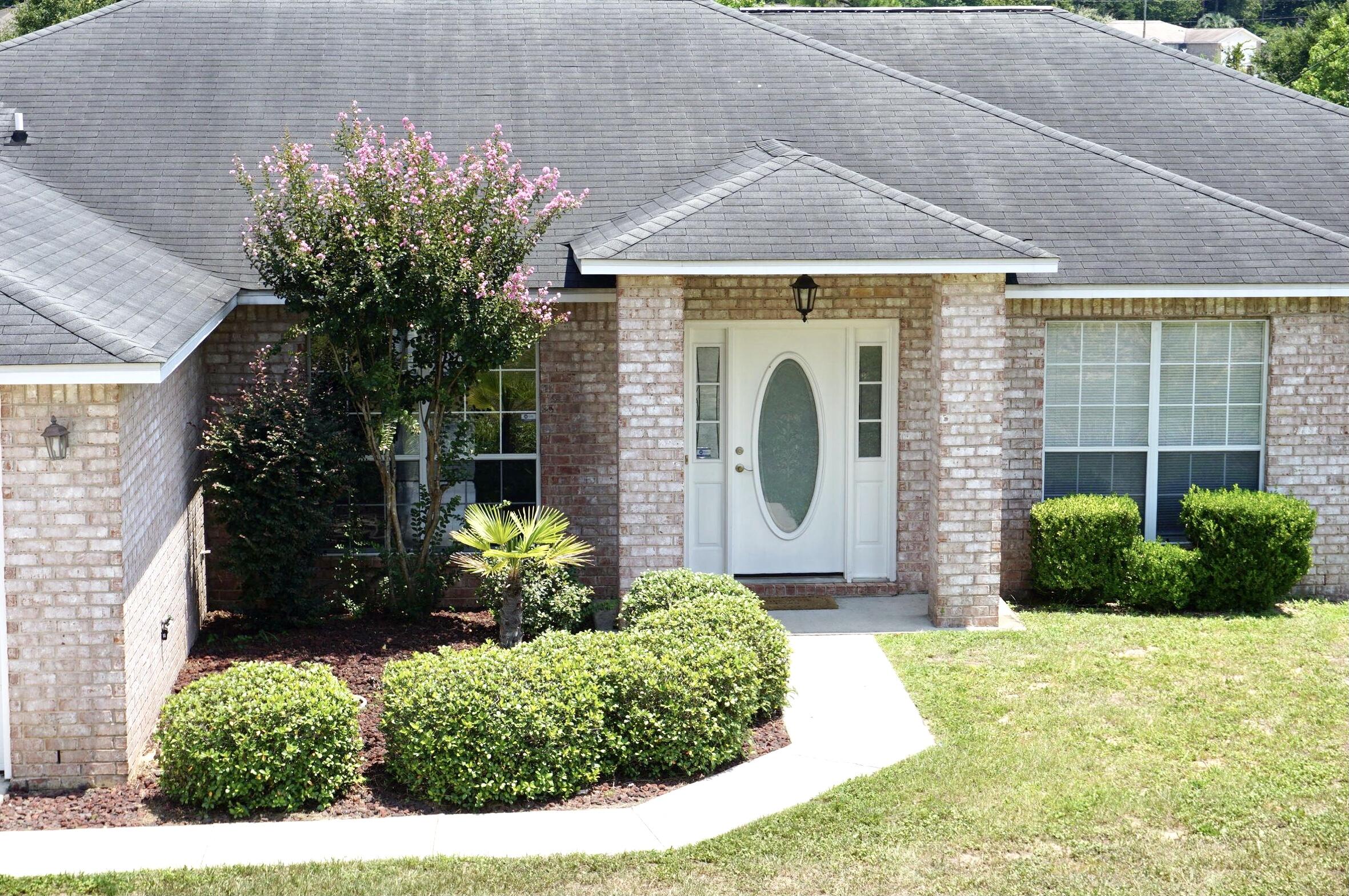 COUNTRYVIEW ESTATES 10TH ADDN - Residential Lease