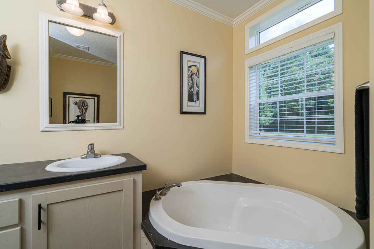 Metes and Bounds - Residential