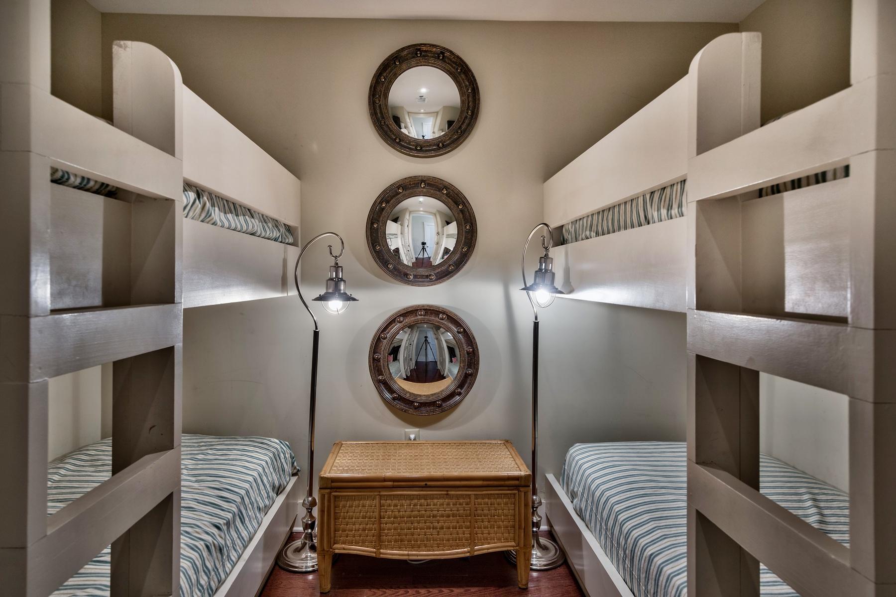 REDFISH VILLAGE - Residential