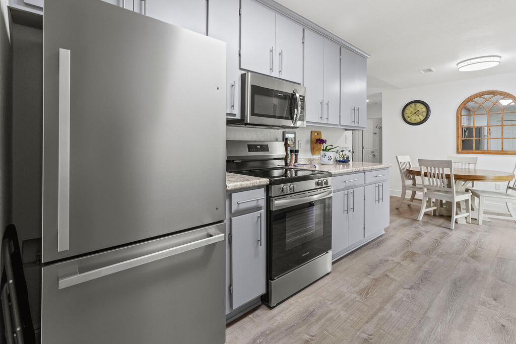 NAVARRE S/D 2ND ADDN - Residential