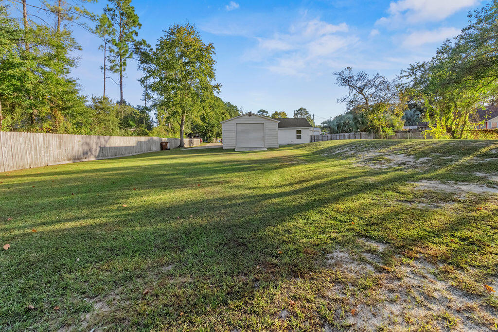 NAVARRE S/D 2ND ADDN - Residential