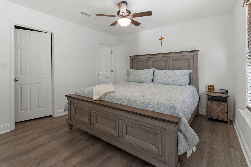 NAVARRE S/D 2ND ADDN - Residential