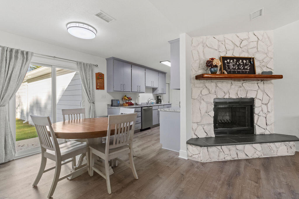 NAVARRE S/D 2ND ADDN - Residential