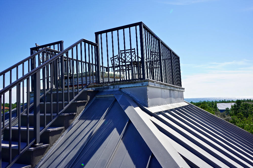 BEACH VIEW HEIGHTS UNREC - Residential