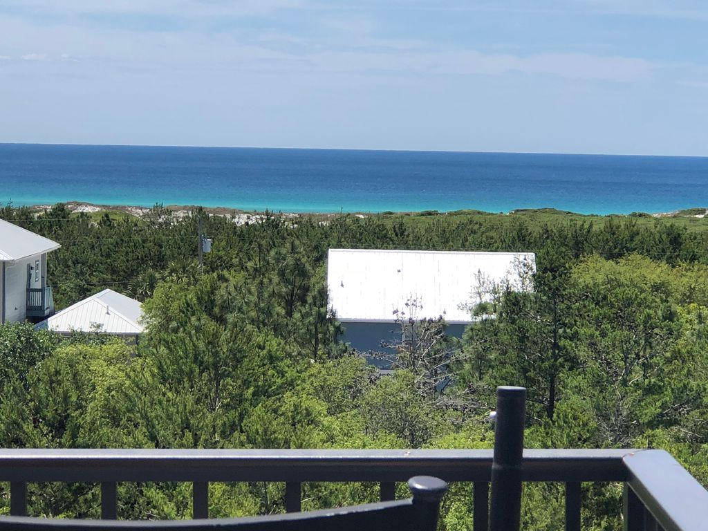 BEACH VIEW HEIGHTS UNREC - Residential