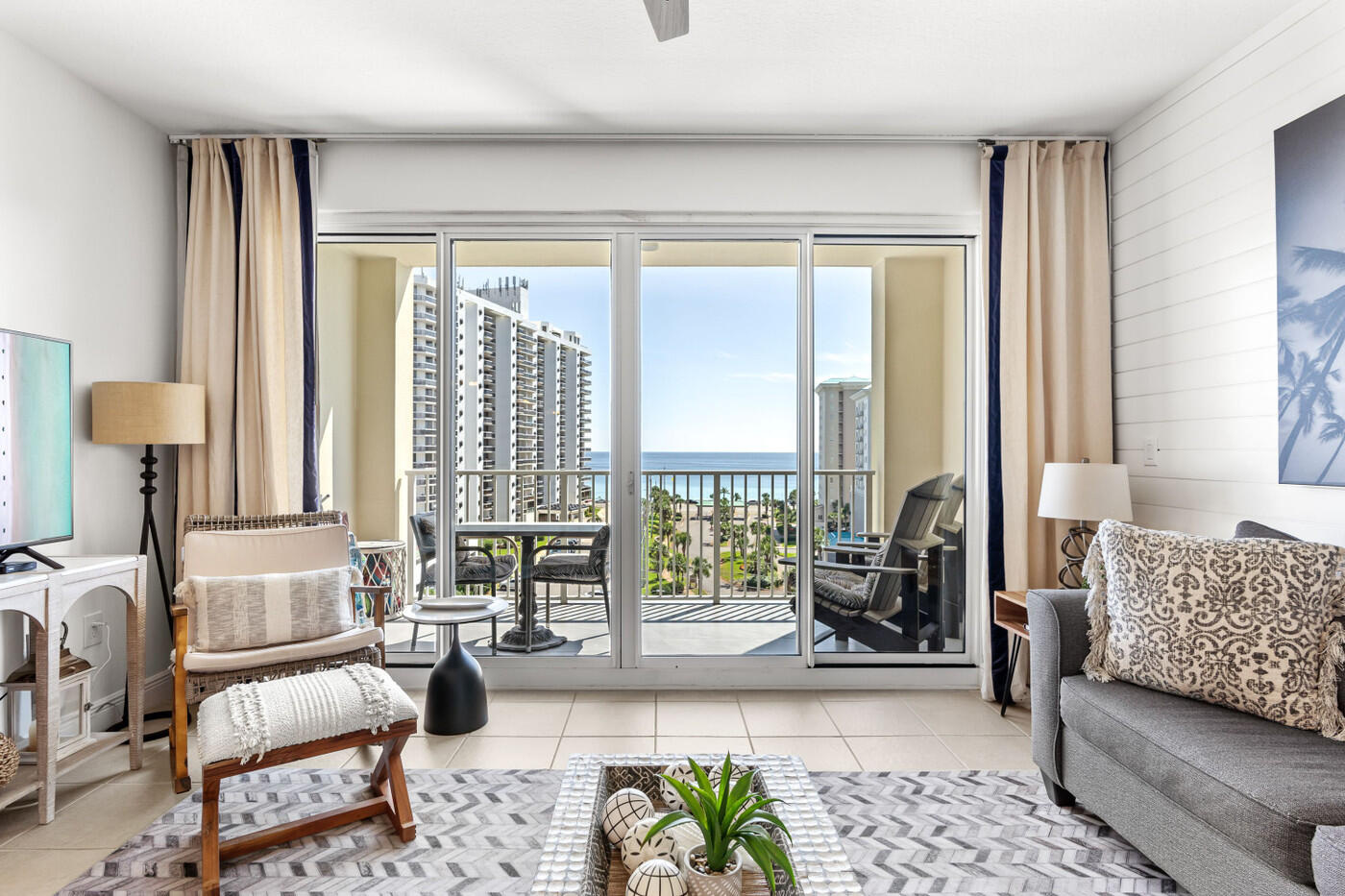 ARIEL DUNES - Residential