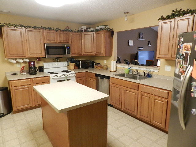 NAVARRE S/D 2ND ADDN - Residential