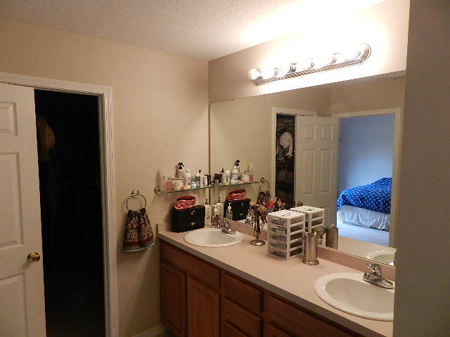 NAVARRE S/D 2ND ADDN - Residential