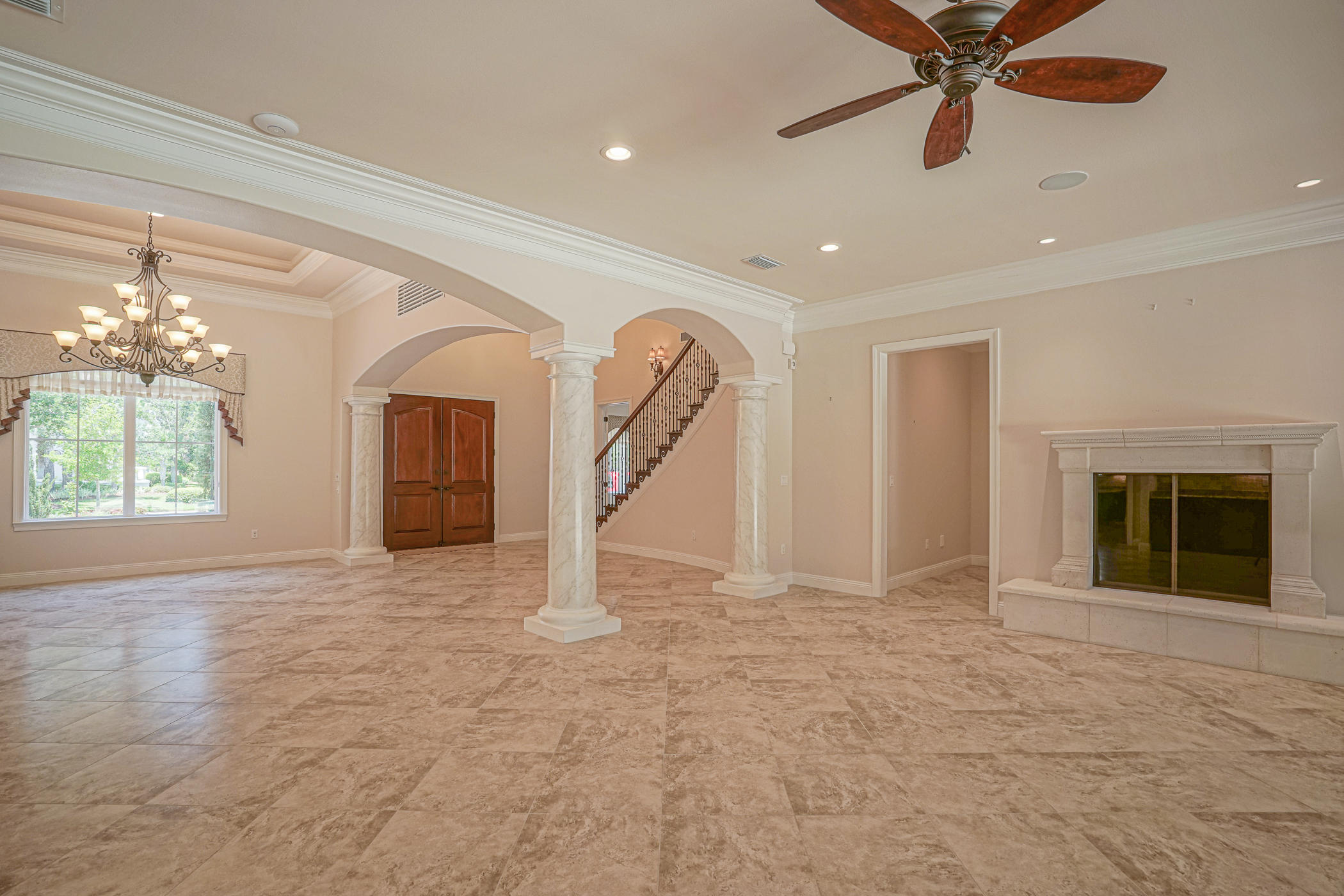 BURNT PINE - Residential