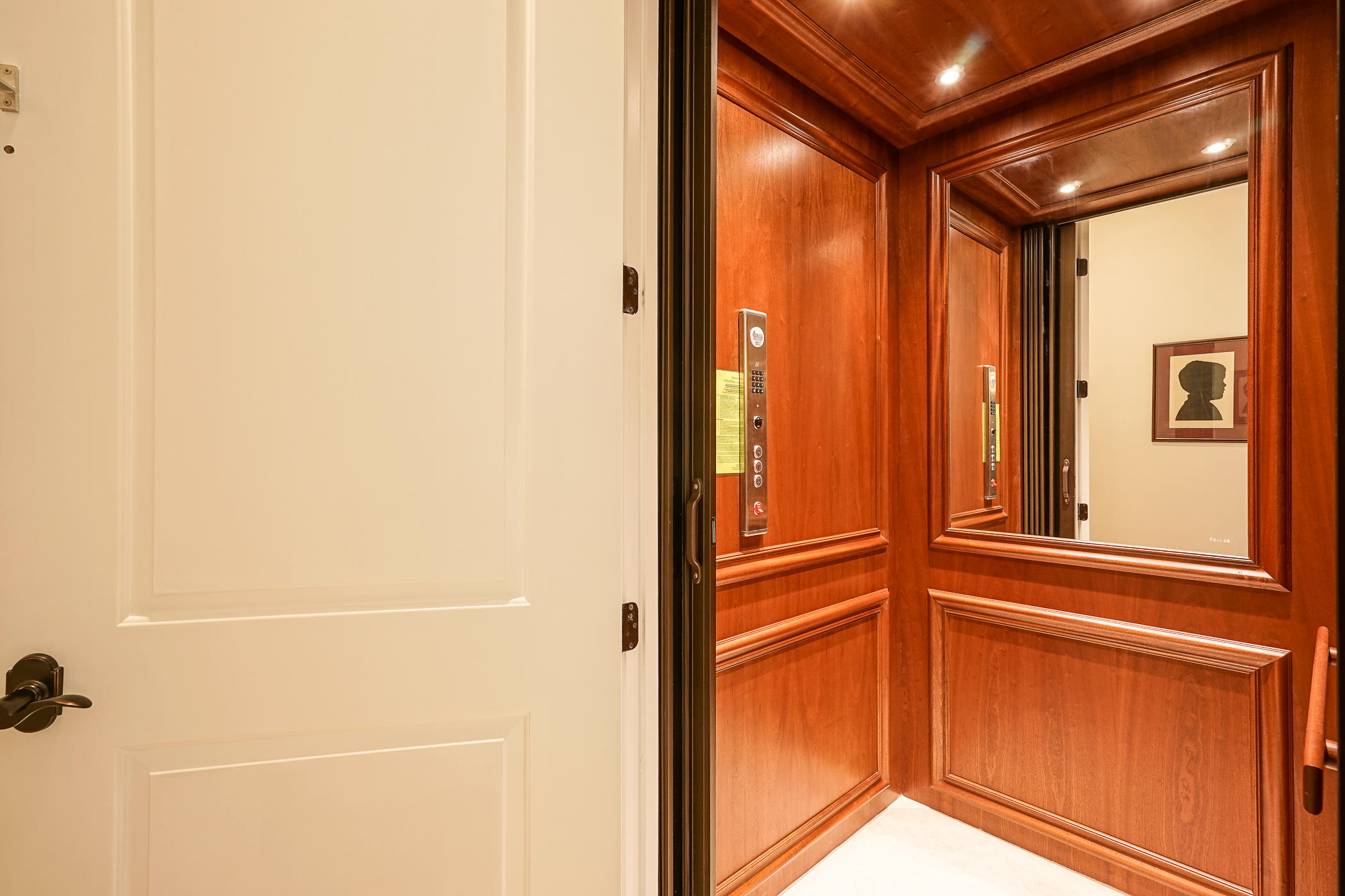 BURNT PINE - Residential