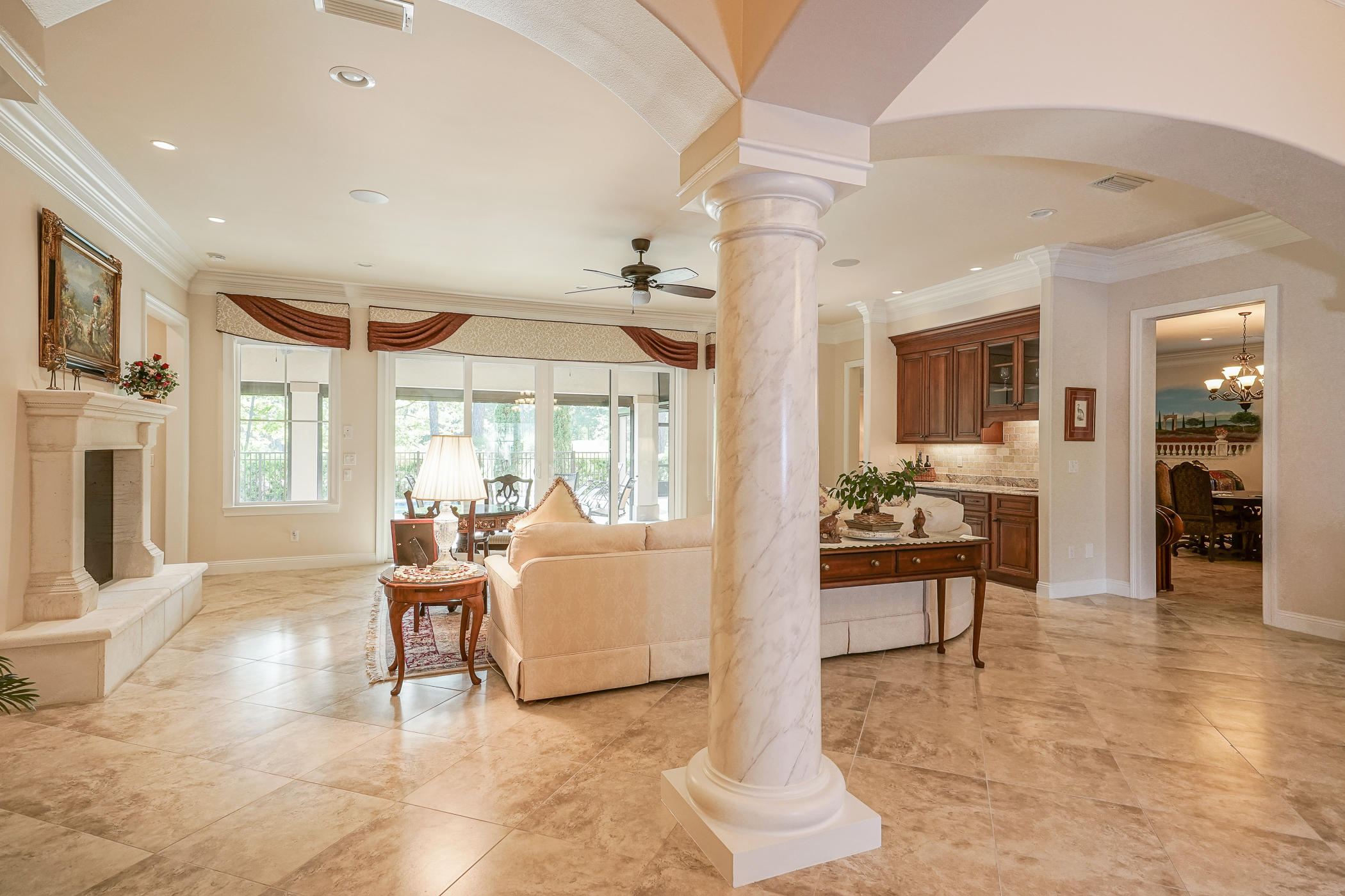 BURNT PINE - Residential