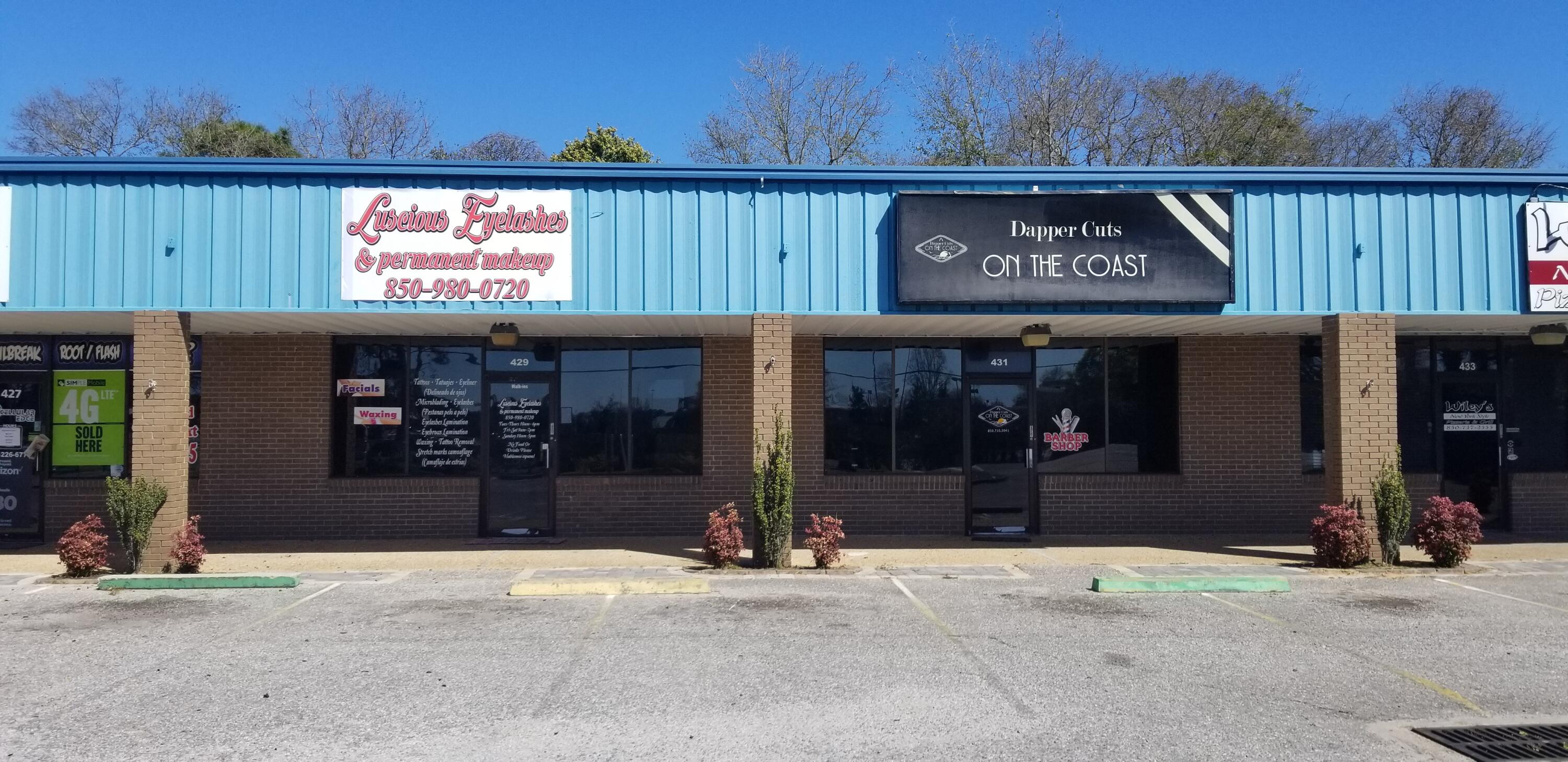 Mostly open retail unit with 2 small rooms and 1 restroom. Front and rear entrance. Located in The Mall Annex strip shopping center across from Santa Rosa Mall and next to McDonalds.