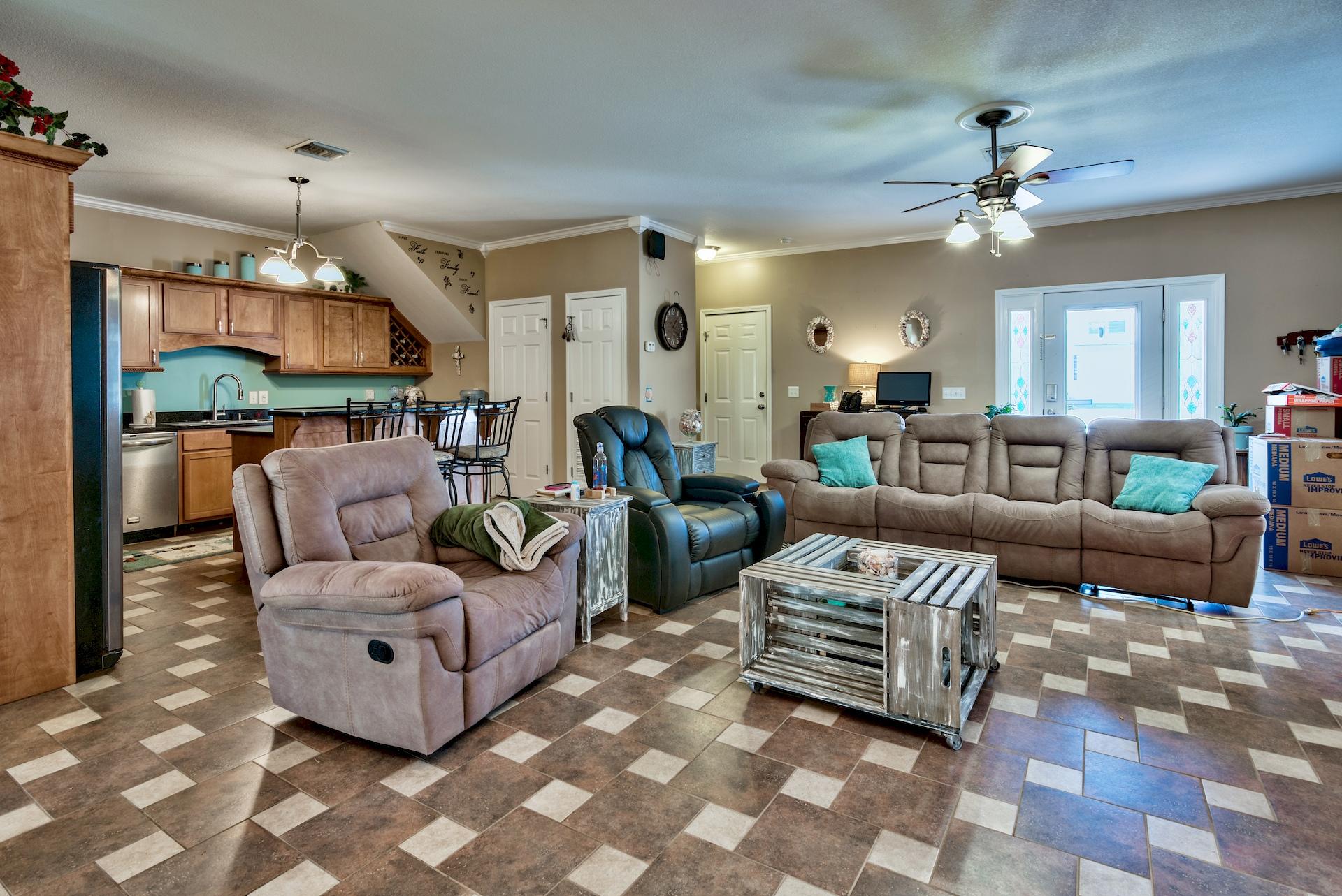 Hidden Lagoon - Residential