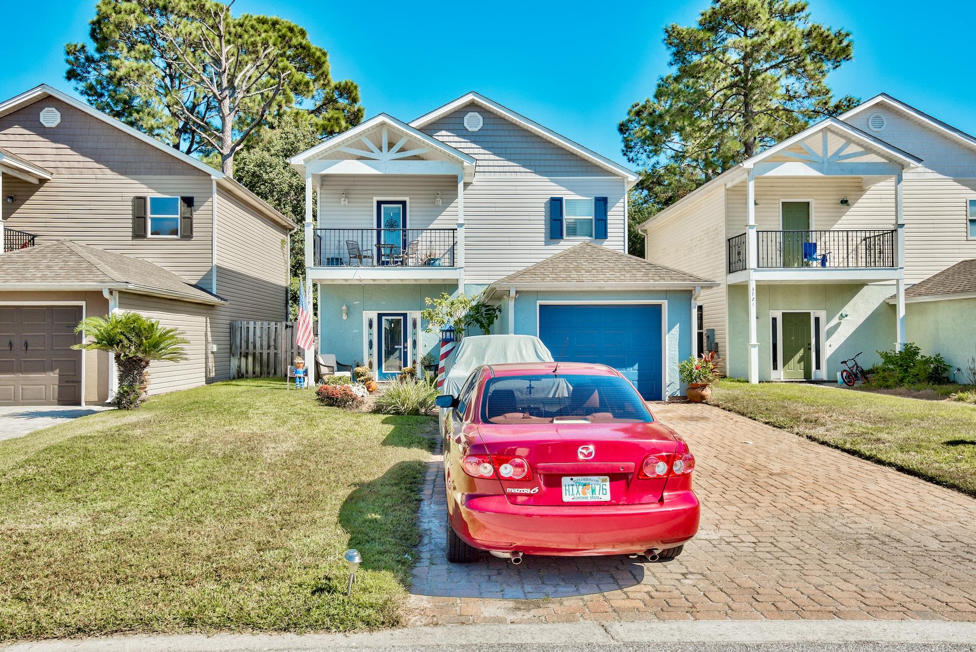 Hidden Lagoon - Residential