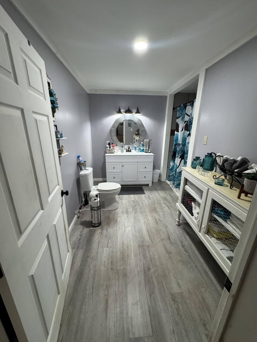 THIS HOME IS LARGE ENOUGH FOR A GROWING FAMILY, IN THE HEART OF PONCE DE LEON, FLORIDA....CLOSE ENOUGH TO WALK TO PONCE DE LEON SPRINGS TO ENJOY A DAY OF SWIMMING OR HIKING. PROPERTY ADJOINS THE PONCE DE LEON SPRINGS PROPERTY. SEVERAL LOTS TOTAL ACREAGE IS A BIT OVER 1 ACRE. HOME IS AS IS, WILL NEED A FEW REPAIRS, GREAT FOR A FIRST TIME OWNER TO MAKE THE CHANGES THEY DESIRE.