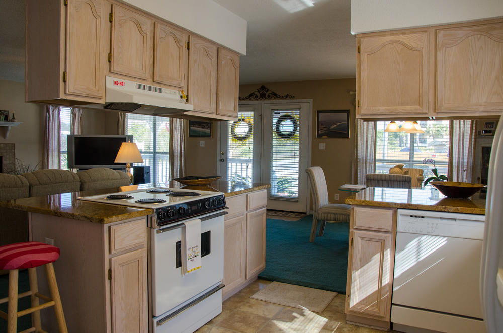 FRANGISTA BEACH 1ST ADDN - Residential