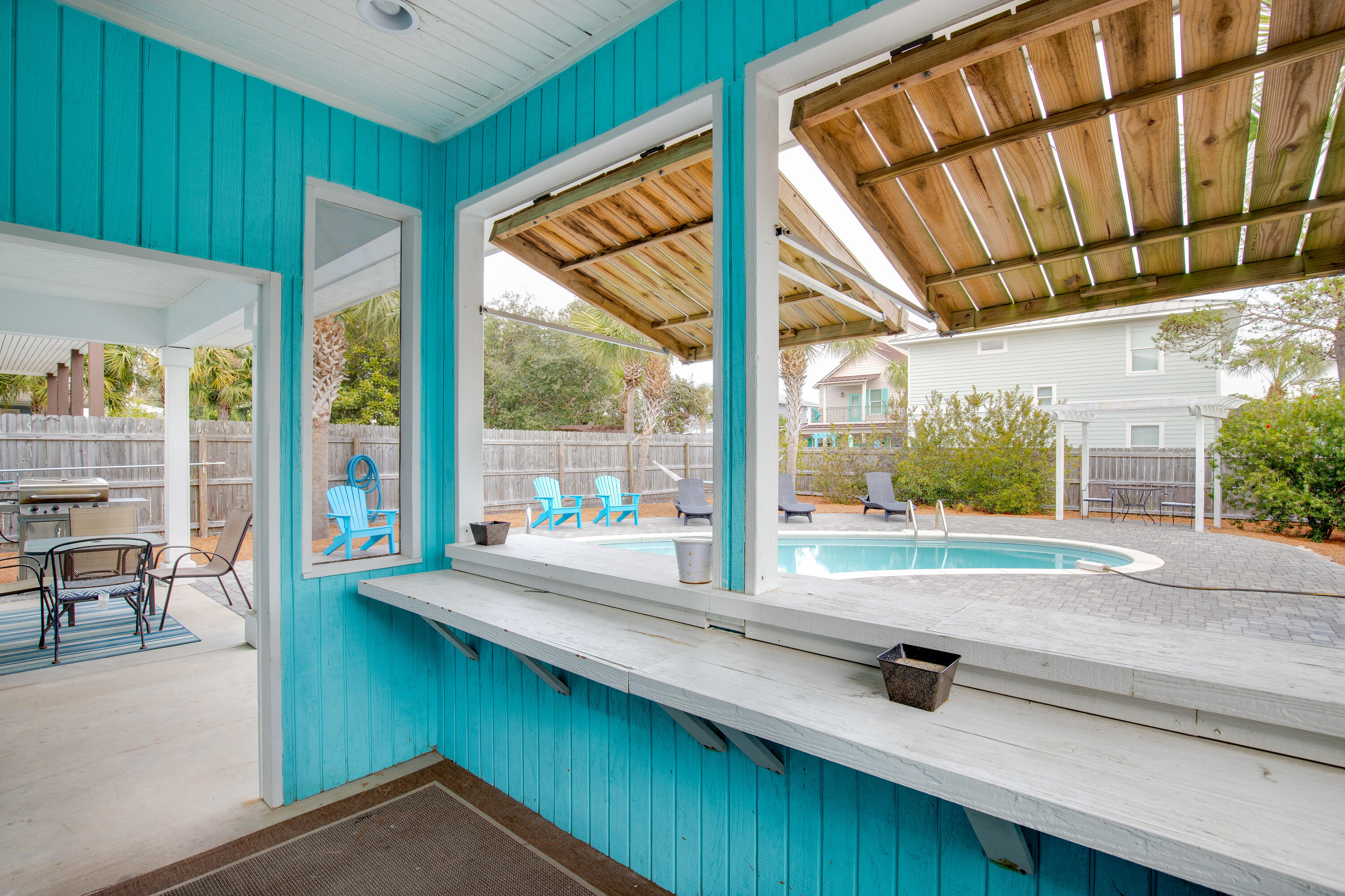 CRYSTAL BEACH - Residential