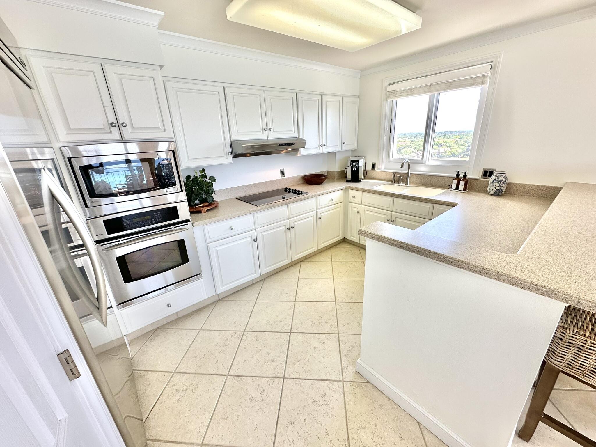 SOUTHWINDS 1 CONDO - Residential