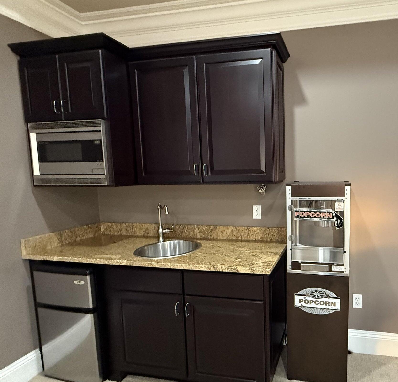 REGATTA BAY PATIO HOMES - Residential Lease