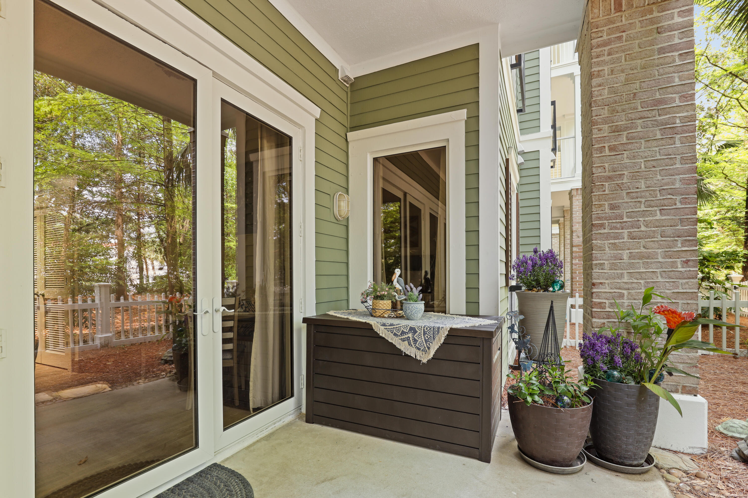 PILOT HOUSE - Residential