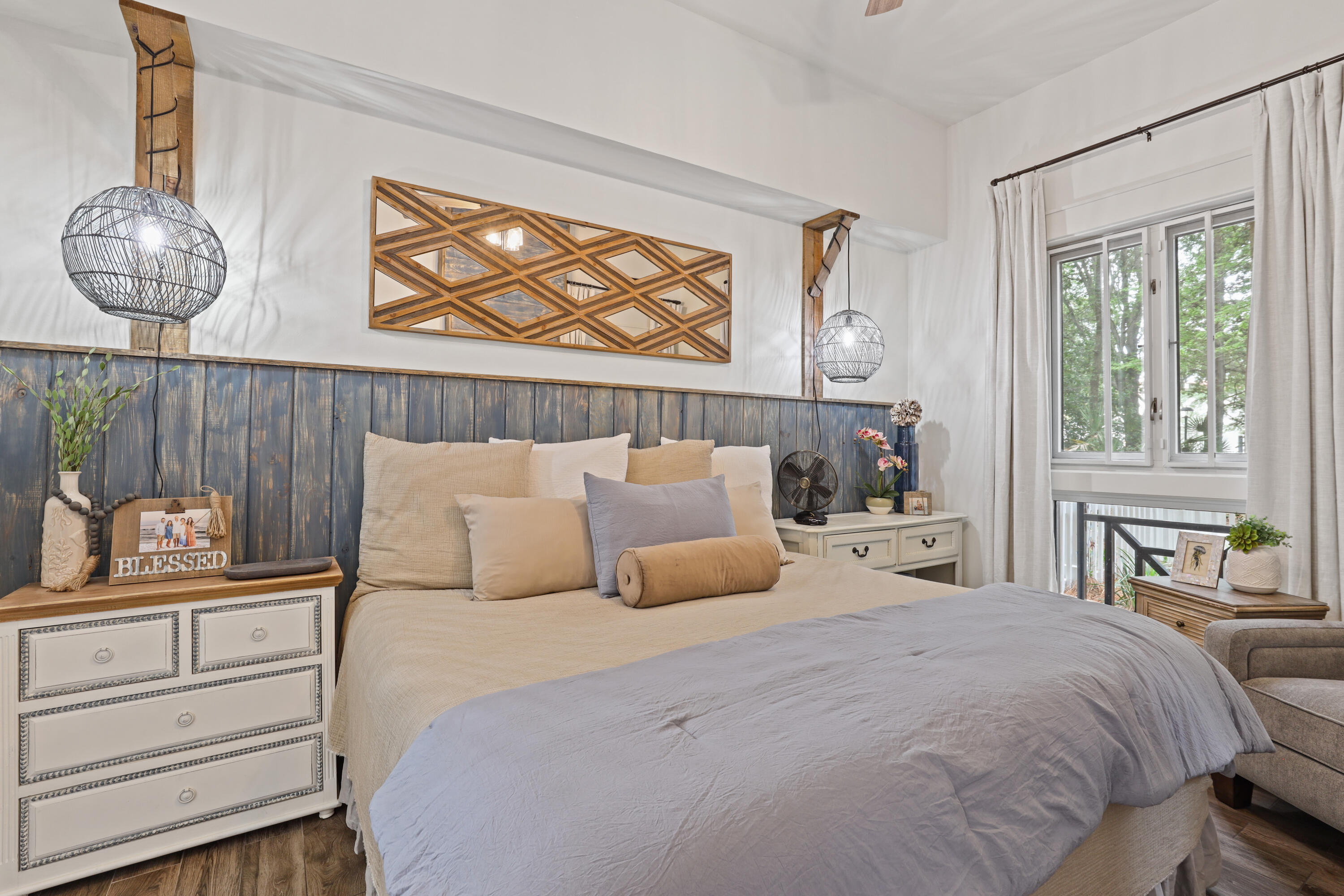 PILOT HOUSE - Residential