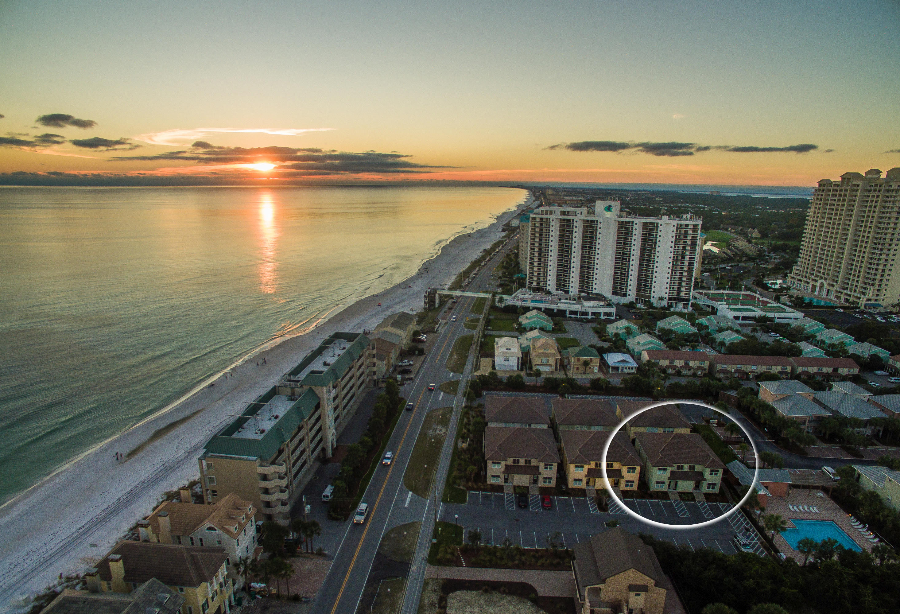 MIRAMAR BEACH VILLAS - Residential