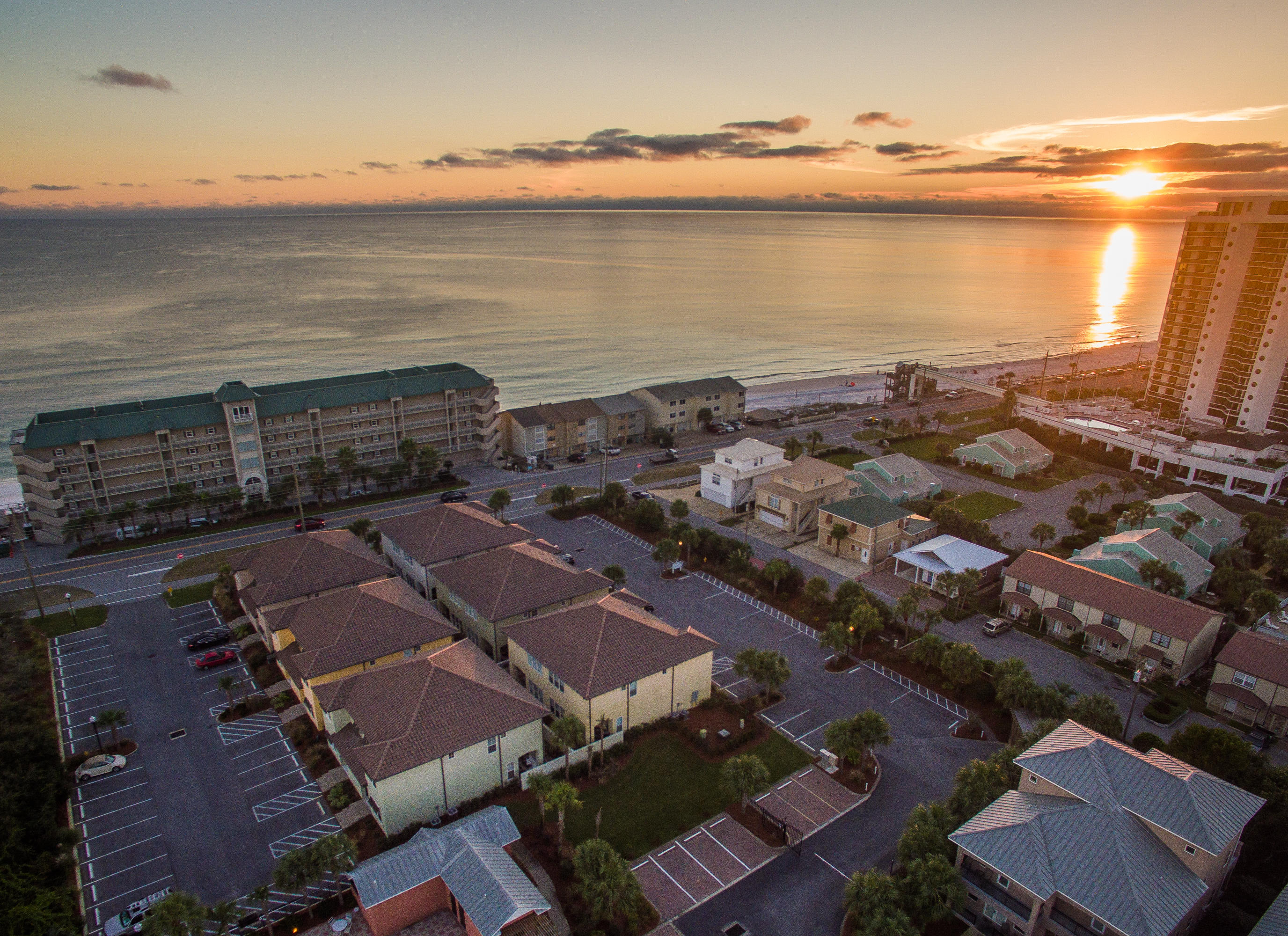 MIRAMAR BEACH VILLAS - Residential