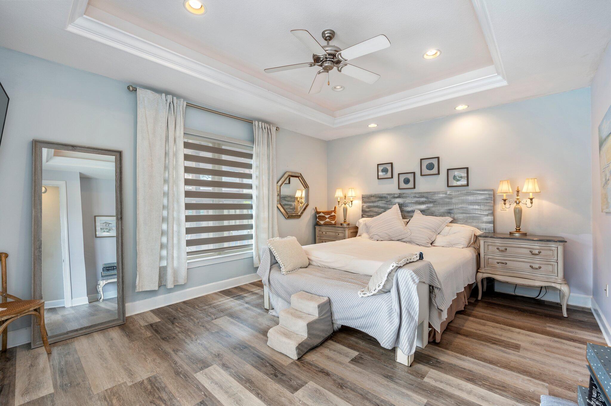 CHARDONNAY ESTATES - Residential