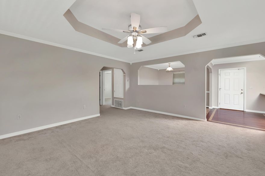 ****MULTIPLE OFFERS*** SELLERS REQUEST HIGHEST AND BEST BY 3PM c 7/11/19