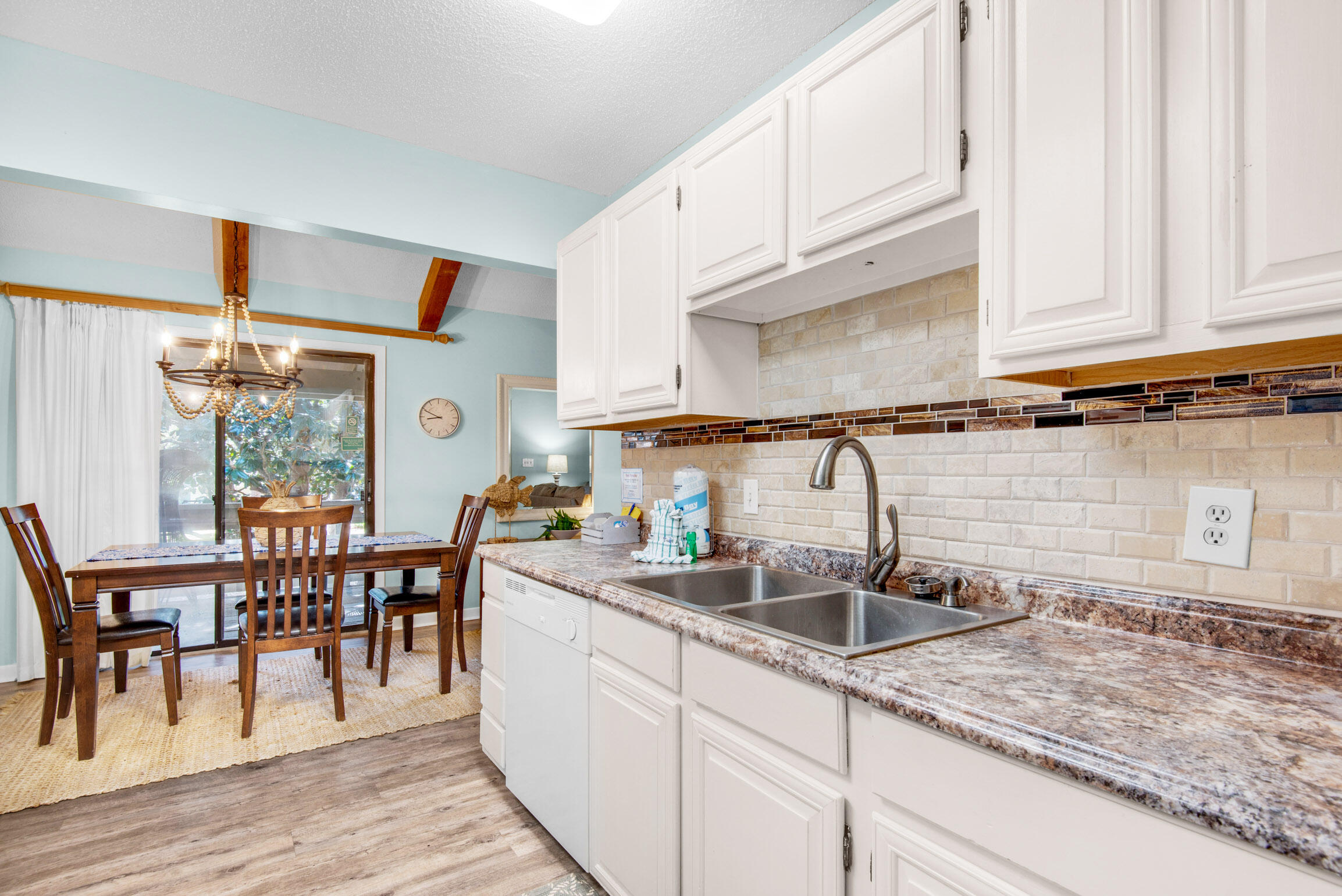 SEASCAPE CONDO GARDEN VILLA - Residential