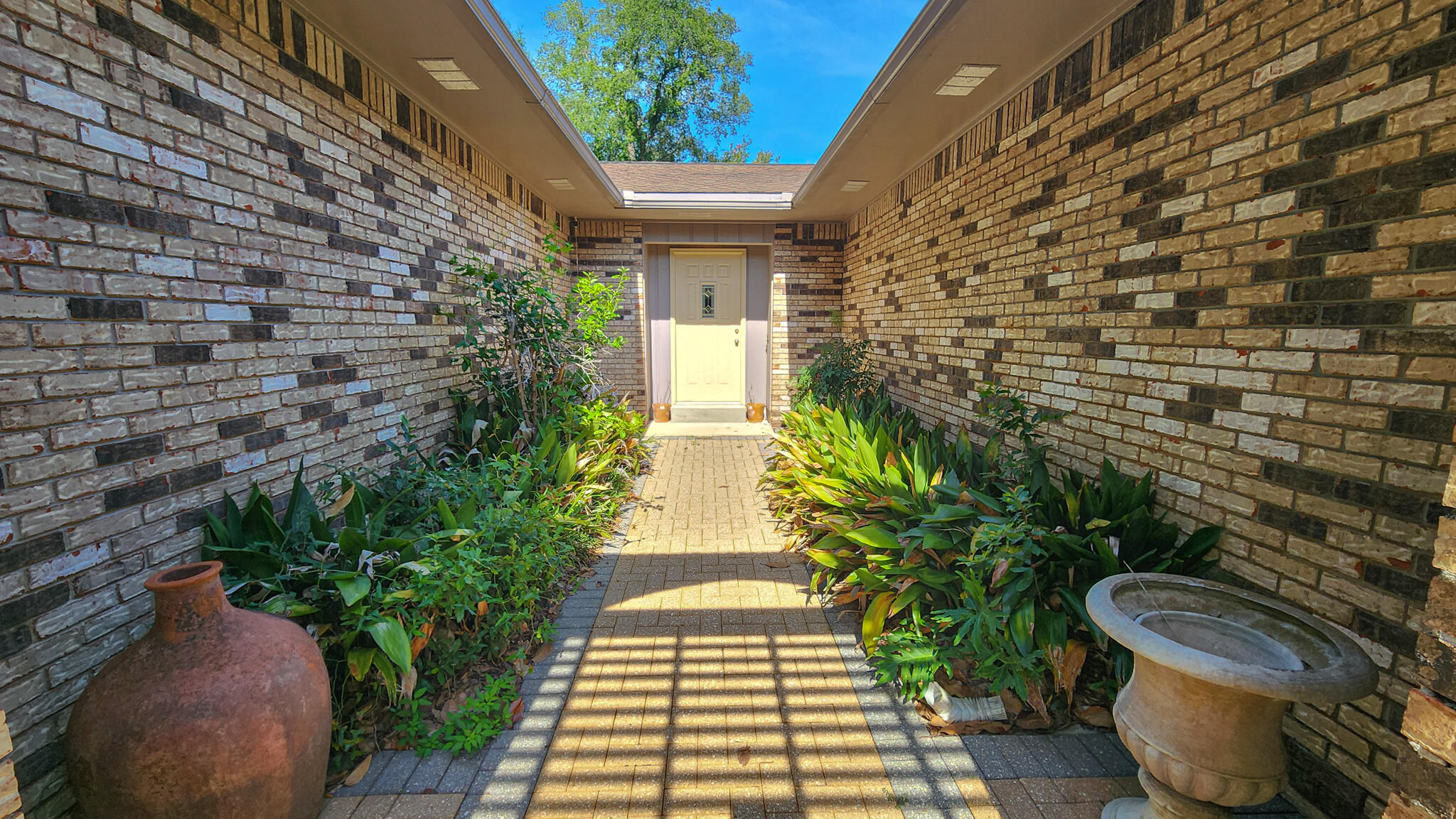 CHEROKEE WOODS - Residential