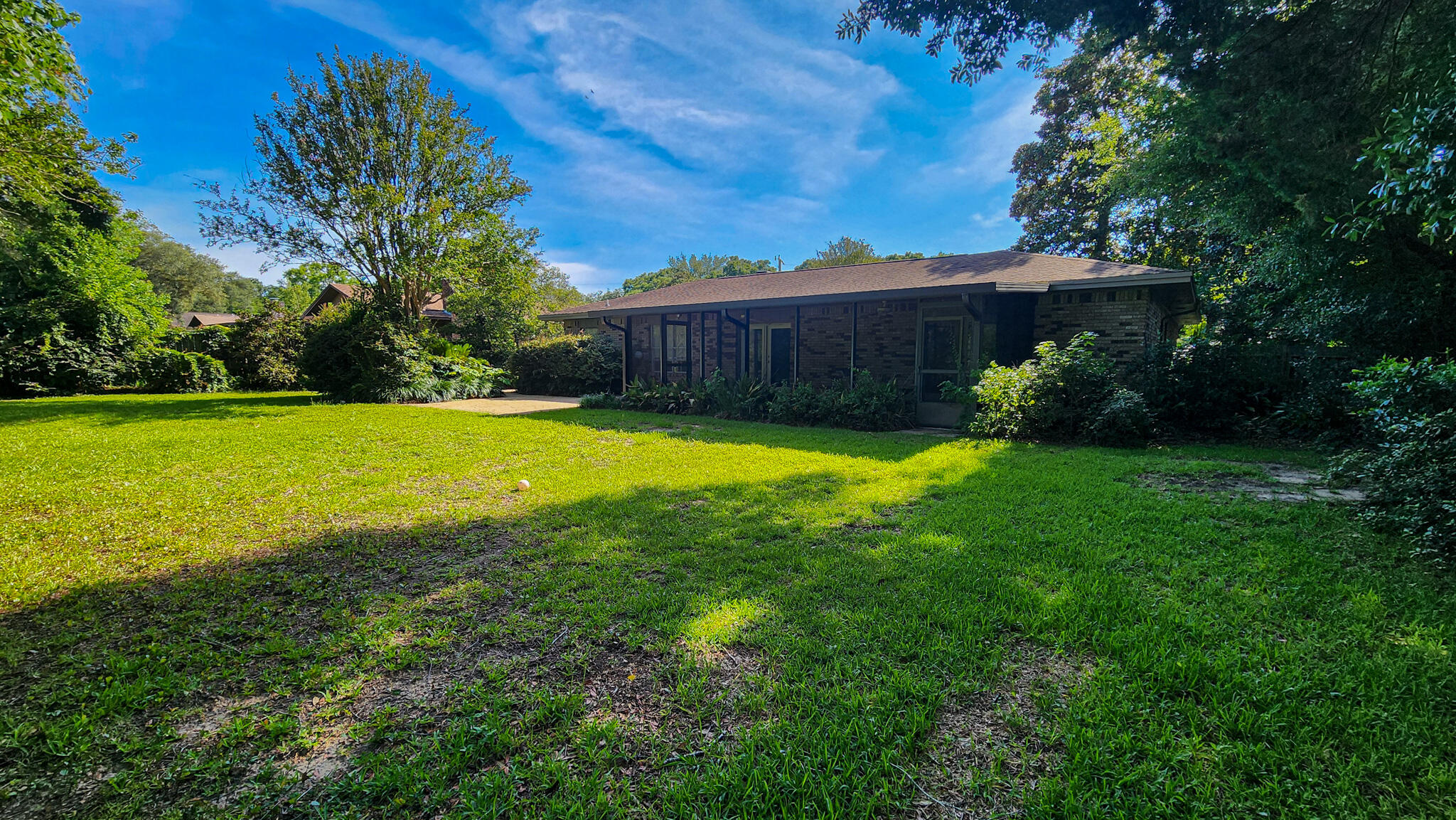 CHEROKEE WOODS - Residential
