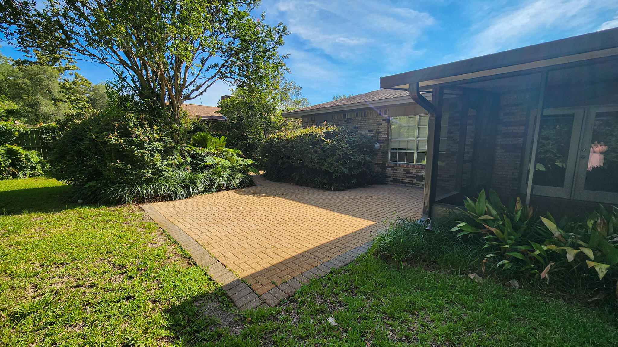 CHEROKEE WOODS - Residential